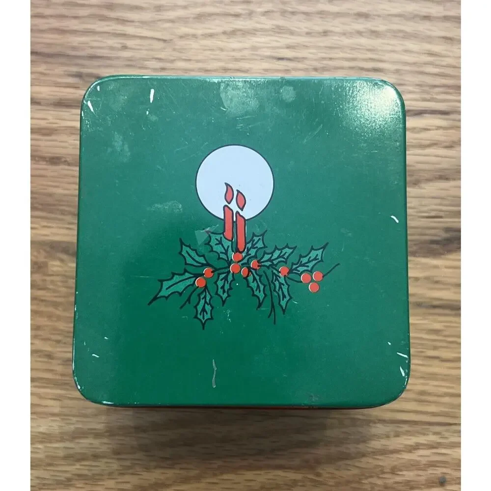 Vintage 1985 INTERPUR® Christmas Paper Coasters Doily Tin Container Box Candles